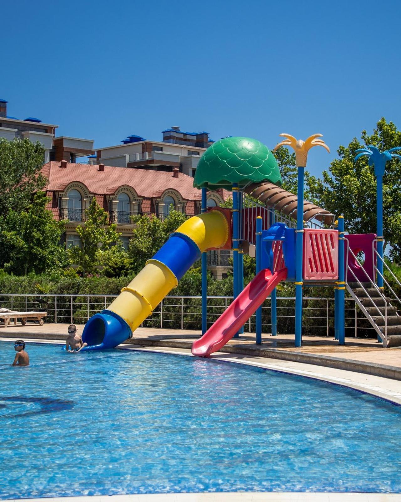 Green City Resort Hotel باكو المظهر الخارجي الصورة